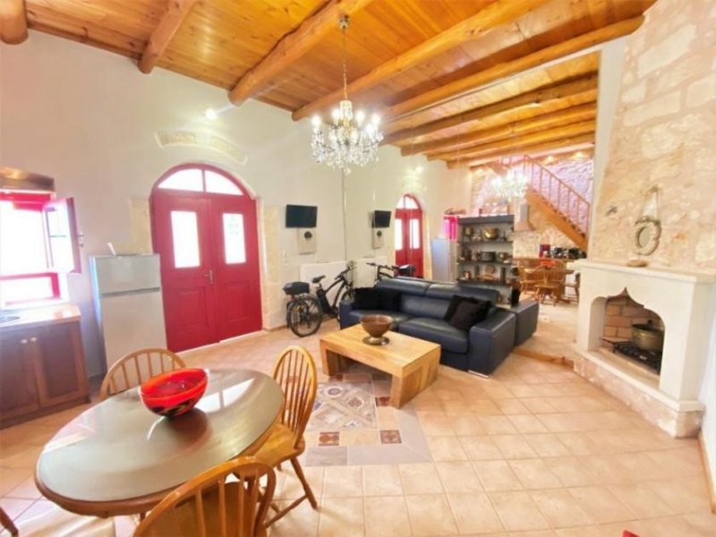 Vamos Kreta – Komplett renovierte traditionelle Maisonette-Wohnung in Vamos zu verkaufen Haus kaufen
